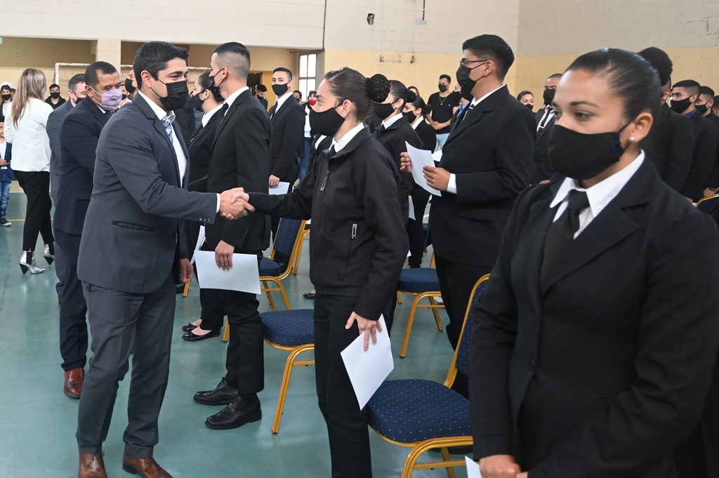 Setenta y nueve aspirantes egresaron como agentes auxiliares en tratamiento penitenciario