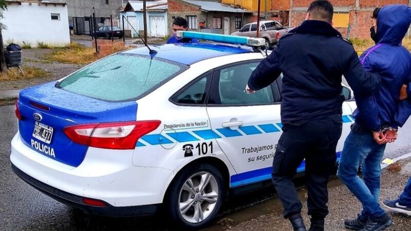 Joven fue apuñalado esta madrugada en Río Gallegos. Hay un detenido