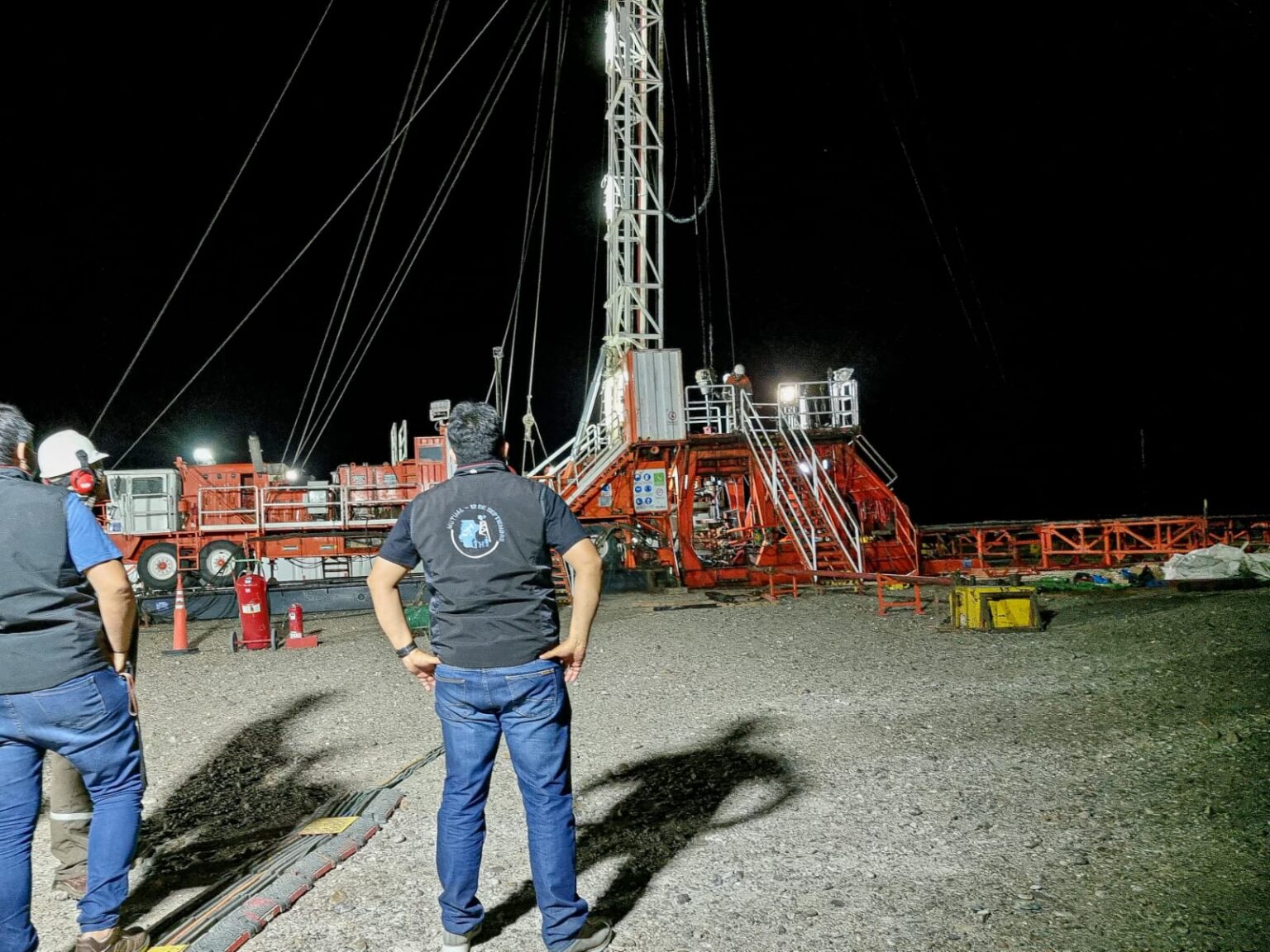 Elecciones Petroleros: Las Empresas aún no otorgaron el día completo a los afiliados al Gremio para ir a votar.