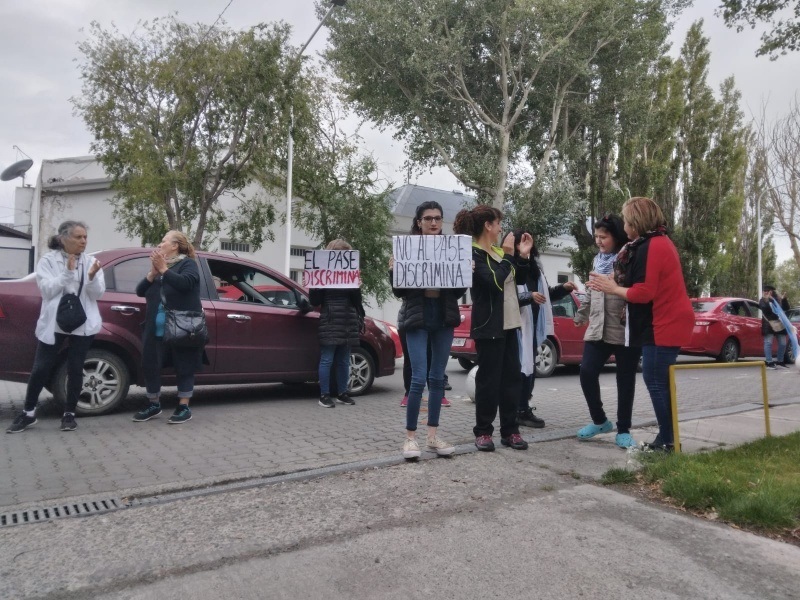 Reclamo de padres en la previa del inicio de clases
