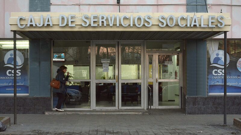 La Caja de Servicios Sociales no cubre tratamiento a una pequeña de 11 años