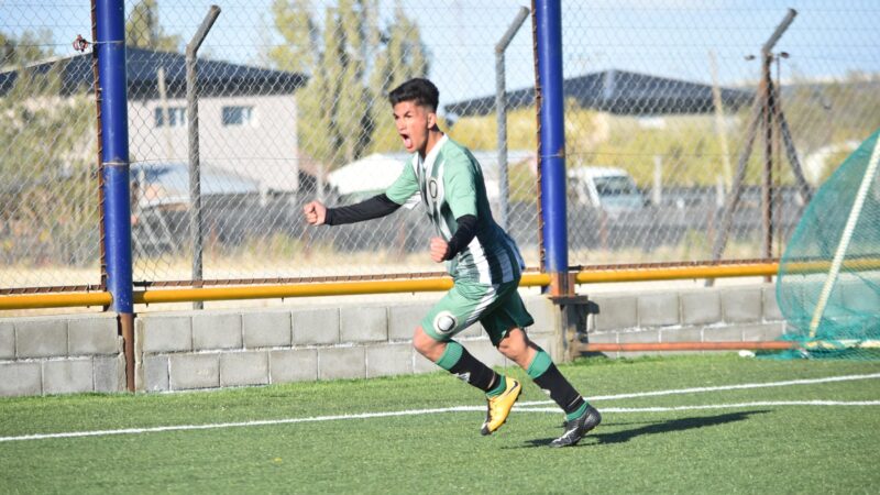 Futbol local: Boxing rescato un empate