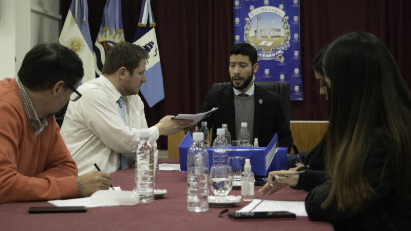 Concejales: Reunión de Legislación