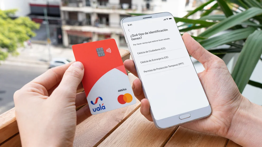 Ualá será la fintech para que venezolanos usen su PPT como documento para tener una tarjeta débito