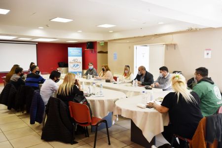 Paritaria Central: El Gobierno y los Gremios acordaron incremento del 10 por ciento para agosto