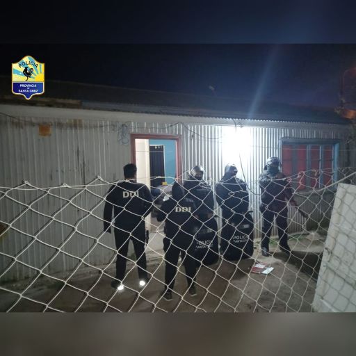 Pico Truncado: Diversos allanamientos en busca de un prófugo