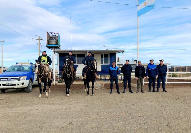 Seguridad: Gran operativo del GEOR y Operaciones especiales en el Barrio Ayres Argentinos