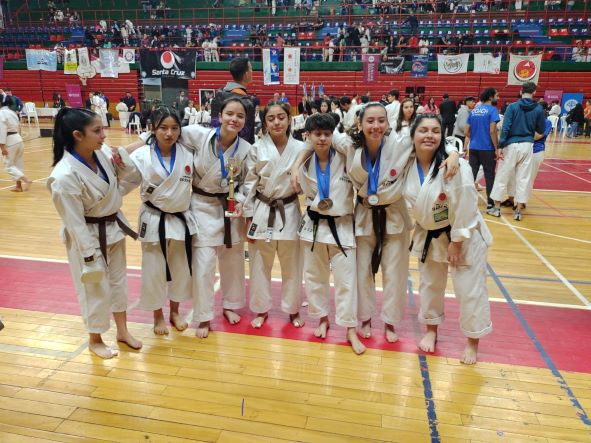 Karate: Impecable actuación de practicantes del Atlético Boxing Club en el Torneo Nacional