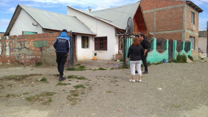 Robo de Motocicleta: Allanamientos y Detenciones en Rio Gallegos