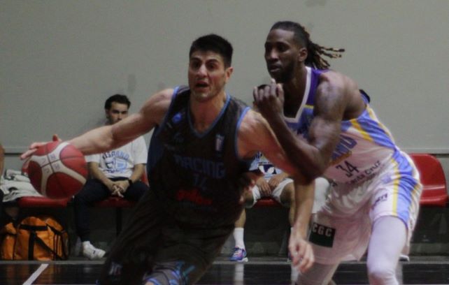 Racing no afloja: Contundente triunfo ante Hispano