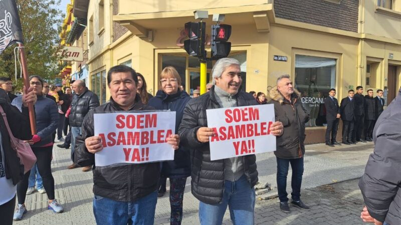 Izamiento Dominical: El lugar elegido para manifestar reclamos a las autoridades