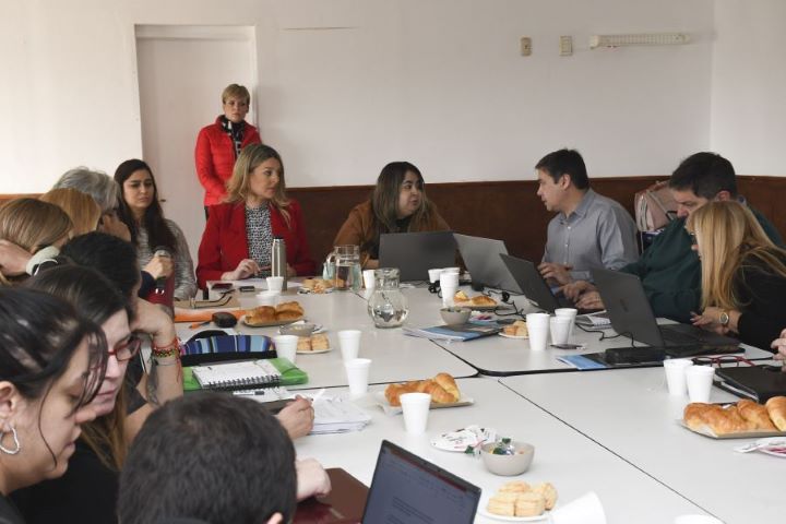 Paritaria Sectorial: Gremios que representan a trabajadores de salud analizarán la propuesta