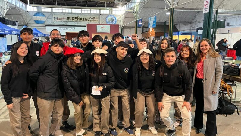 A𝐥𝐮𝐦𝐧𝐨𝐬 𝐝𝐞 𝐥𝐚 𝐄𝐬𝐜𝐮𝐞𝐥𝐚 𝐝𝐞𝐥 𝐕𝐢𝐞𝐧𝐭𝐨 𝐩𝐚𝐫𝐭𝐢𝐜𝐢𝐩𝐚𝐧 𝐝𝐞 𝐮𝐧𝐚 𝐣𝐨𝐫𝐧𝐚𝐝𝐚 𝐭𝐞́𝐜𝐧𝐢𝐜𝐚 𝐞𝐧 𝐥𝐚 𝐒𝐨𝐜𝐢𝐞𝐝𝐚𝐝 𝐑𝐮𝐫𝐚𝐥